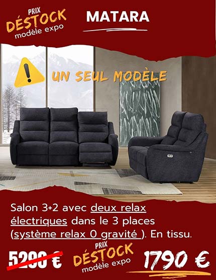 Magnifique salon 3+2 avec relax zéro G, très confortable